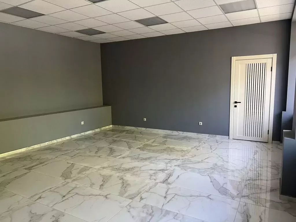 Помещение свободного назначения в Краснодарский край, Усть-Лабинск ул. ... - Фото 2