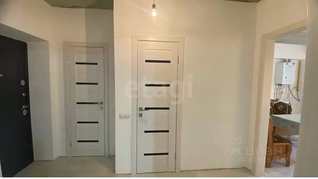 1-к кв. Калмыкия, Элиста 10-й мкр, 133 (42.0 м) - Фото 2