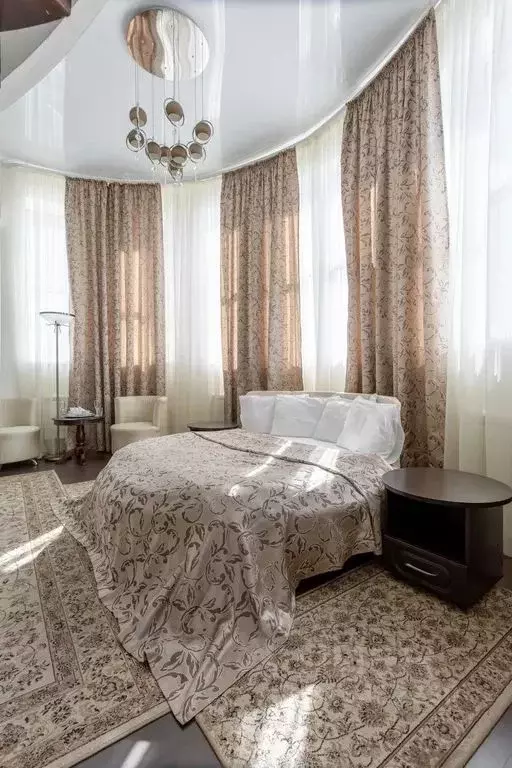 Комната Рязанская область, Рязань ул. Есенина, 64/32 - Фото 1