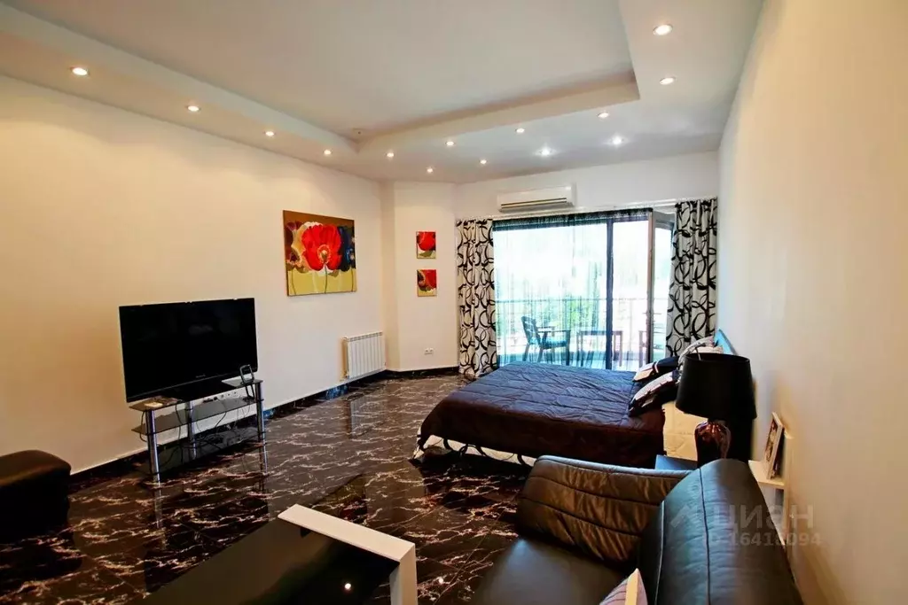 1-к кв. Крым, Ялта ул. Свердлова, 13/2 (65.0 м) - Фото 1