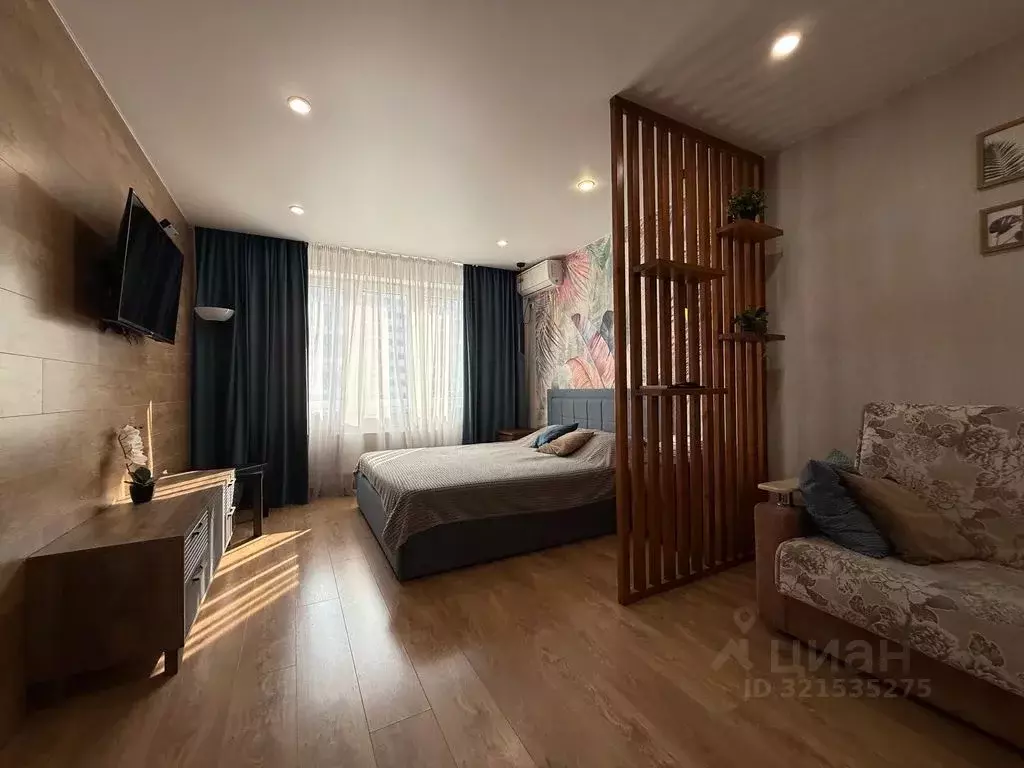 1-к кв. Краснодарский край, Новороссийск Суворовская ул., 79 (50.0 м) - Фото 1