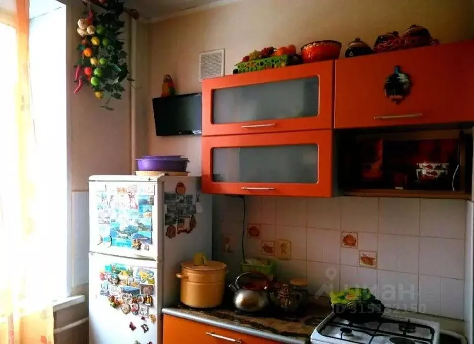 2-к кв. Белгородская область, Старый Оскол ул. Ленина, 33/55 (56.0 м) - Фото 0
