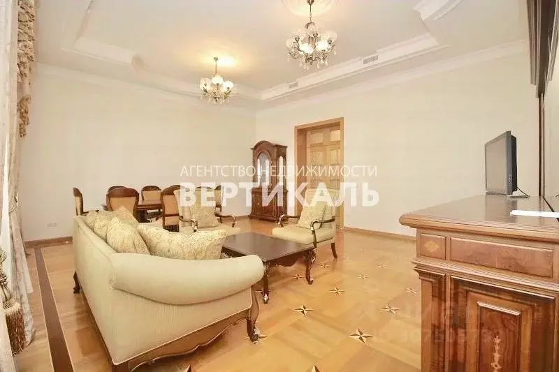 3-к кв. Москва Тверская ул., 12С8 (150.0 м) - Фото 1