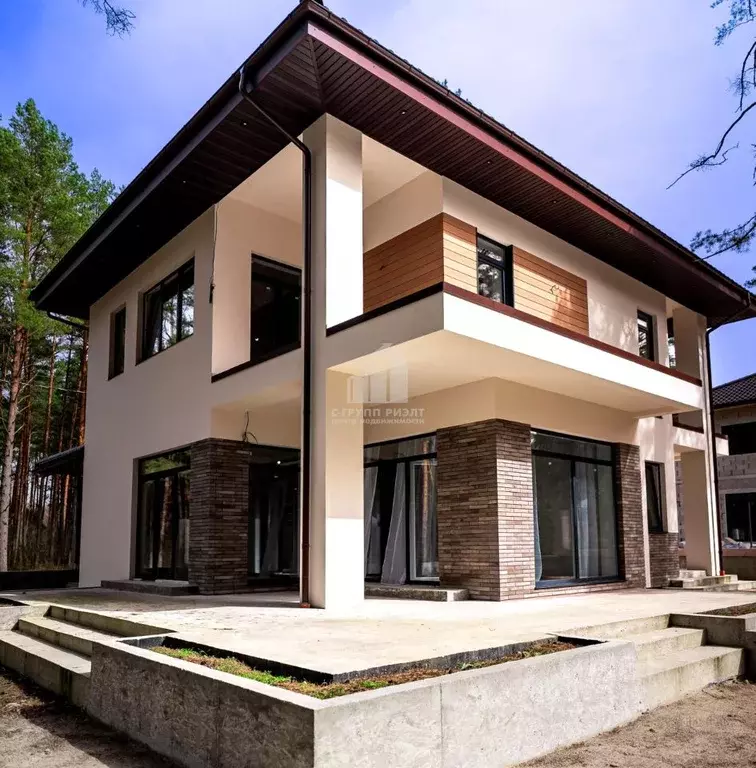 Дом в Калининградская область, Ладушкин  (275 м) - Фото 2