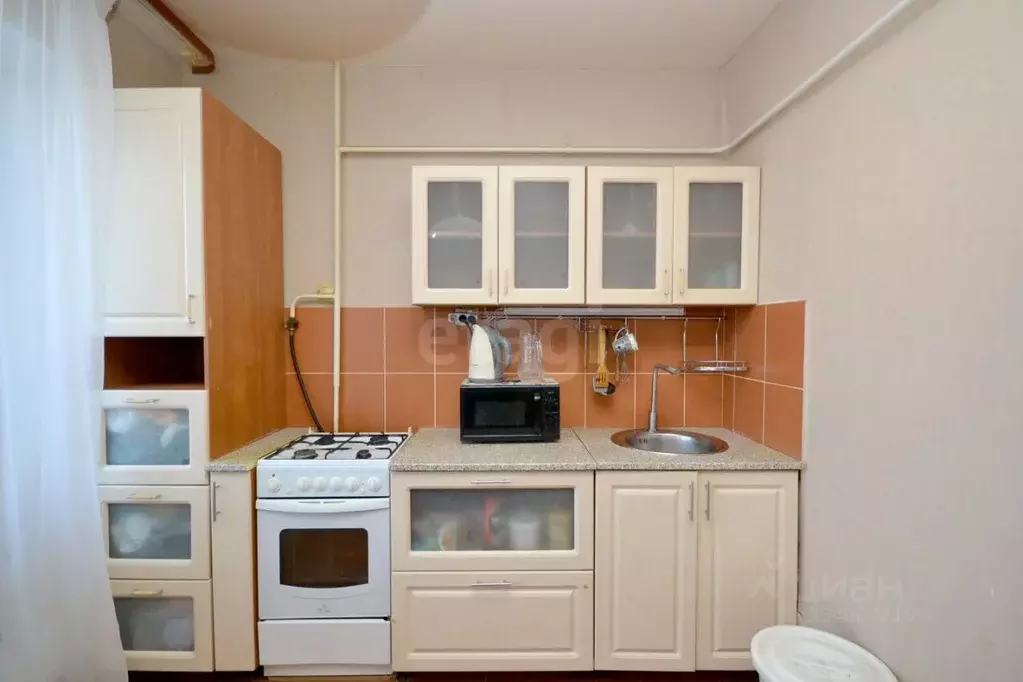 2-к кв. Саха (Якутия), Якутск ул. Свердлова, 16/2 (54.4 м) - Фото 1