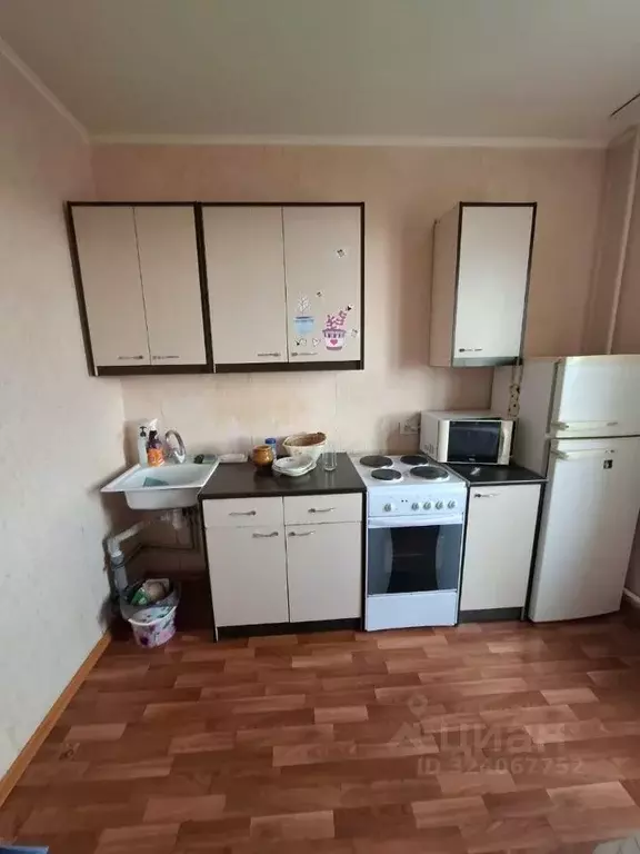 1-к кв. Курская область, Курск просп. Вячеслава Клыкова, 86 (35.0 м) - Фото 1