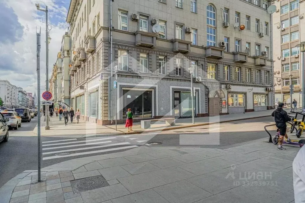Торговая площадь в Москва 1-я Тверская-Ямская ул., 4 (75 м) - Фото 1