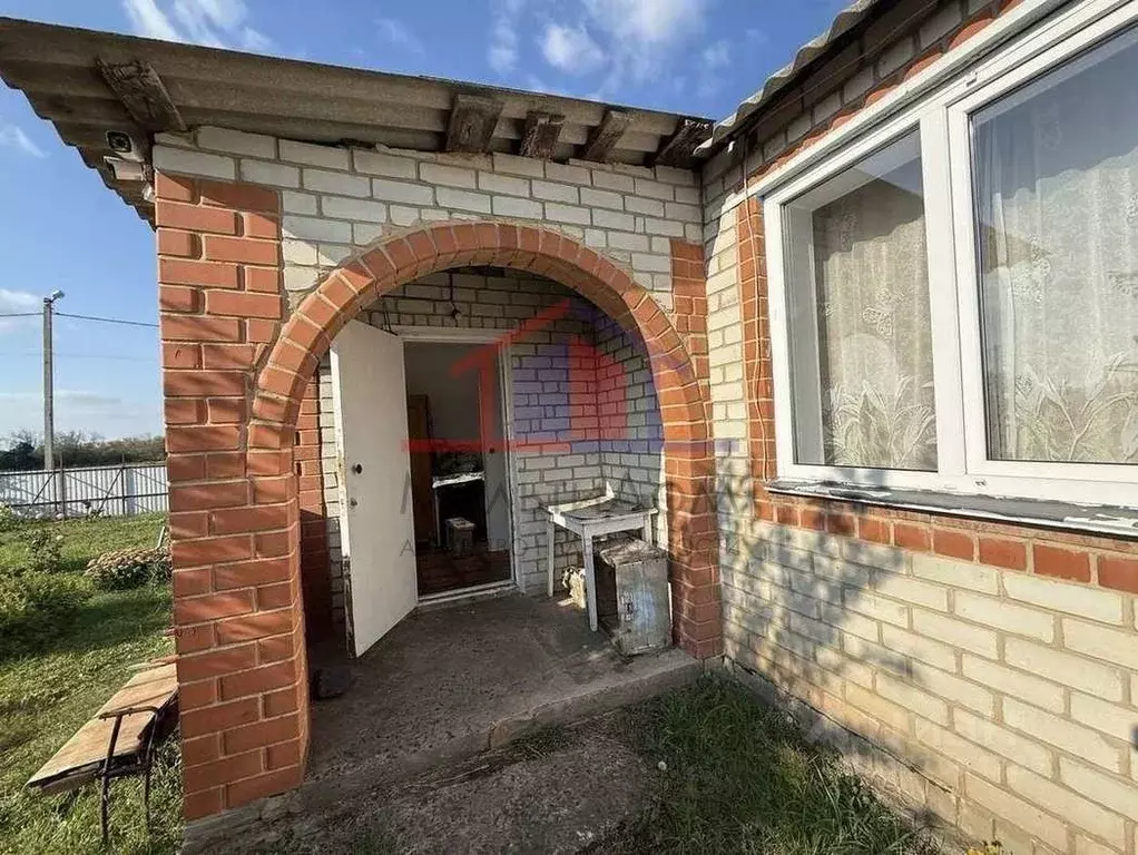 Дом в Белгородская область, Губкинский городской округ, с. Бобровы ... - Фото 1