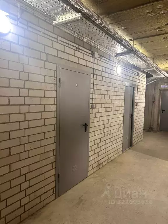 Гараж в Карелия, Петрозаводск ул. Оборонная, 9 (6 м) - Фото 2