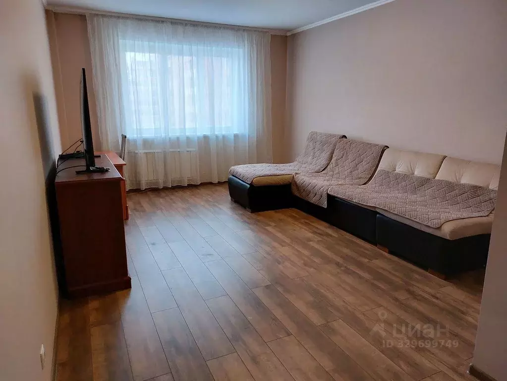 2-к кв. Красноярский край, Красноярск ул. Авиаторов, 33 (80.0 м) - Фото 2