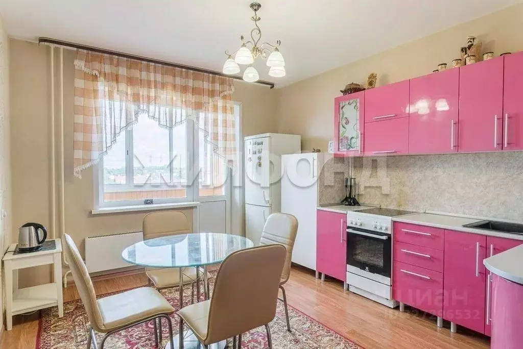 3-к кв. Новосибирская область, Новосибирск ул. Петухова, 99/2 (74.0 м) - Фото 1