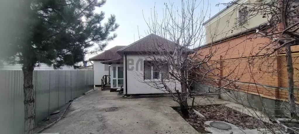 Дом в Волгоградская область, Волгоград Кубанская ул., 65 (63 м) - Фото 0