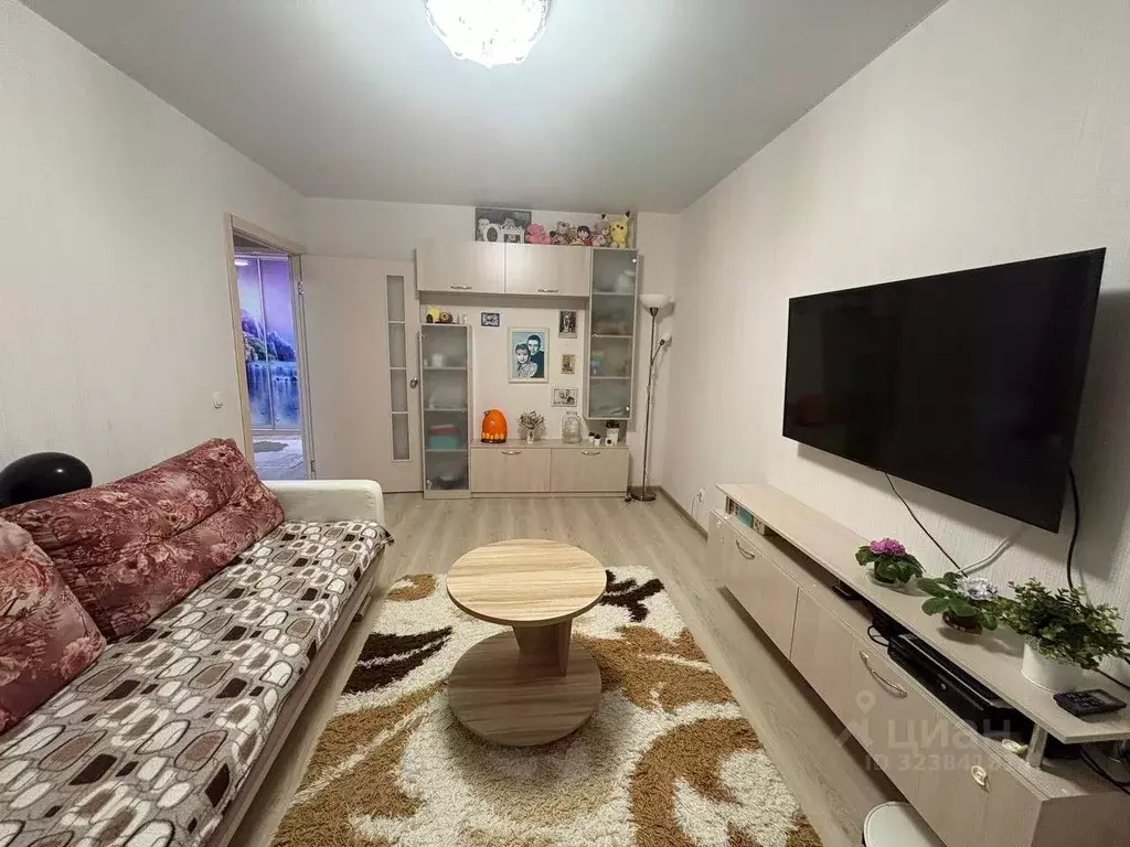 2-к кв. Удмуртия, Ижевск Автозаводская ул., 54 (56.7 м) - Фото 1