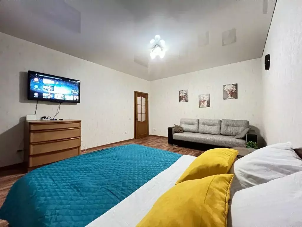 2-к кв. Орловская область, Орел Песковская ул., 12Б (67.0 м) - Фото 1