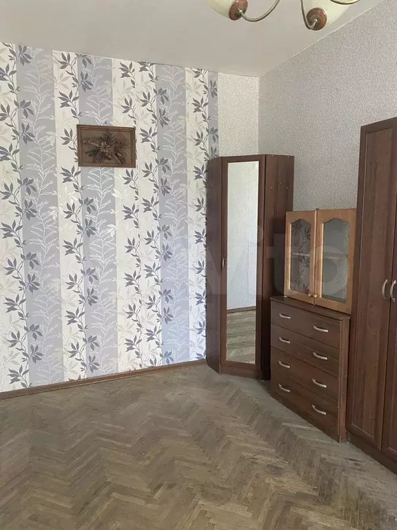 комната 18 м в 2-к, 2/5 эт. - Фото 1