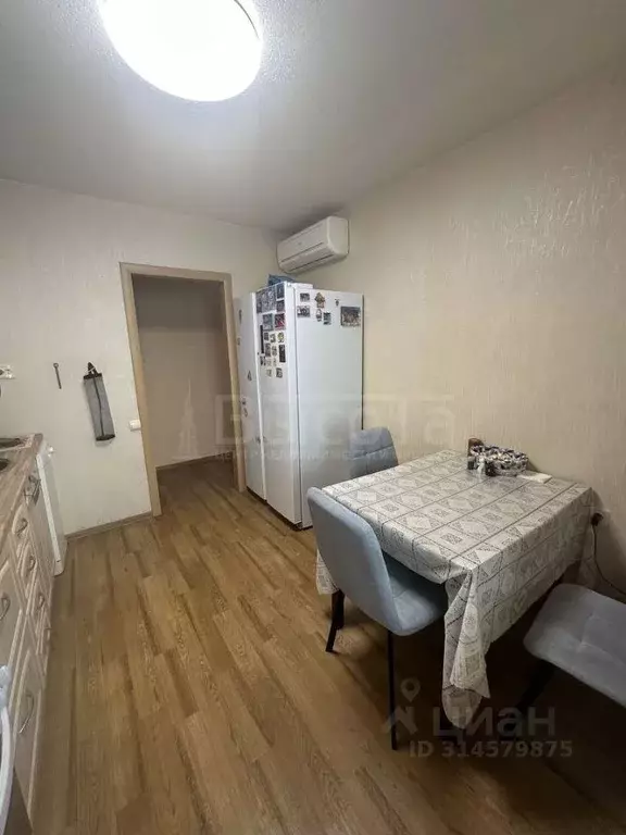 3-к кв. Воронежская область, Воронеж Баррикадная ул., 7а (75.0 м) - Фото 1