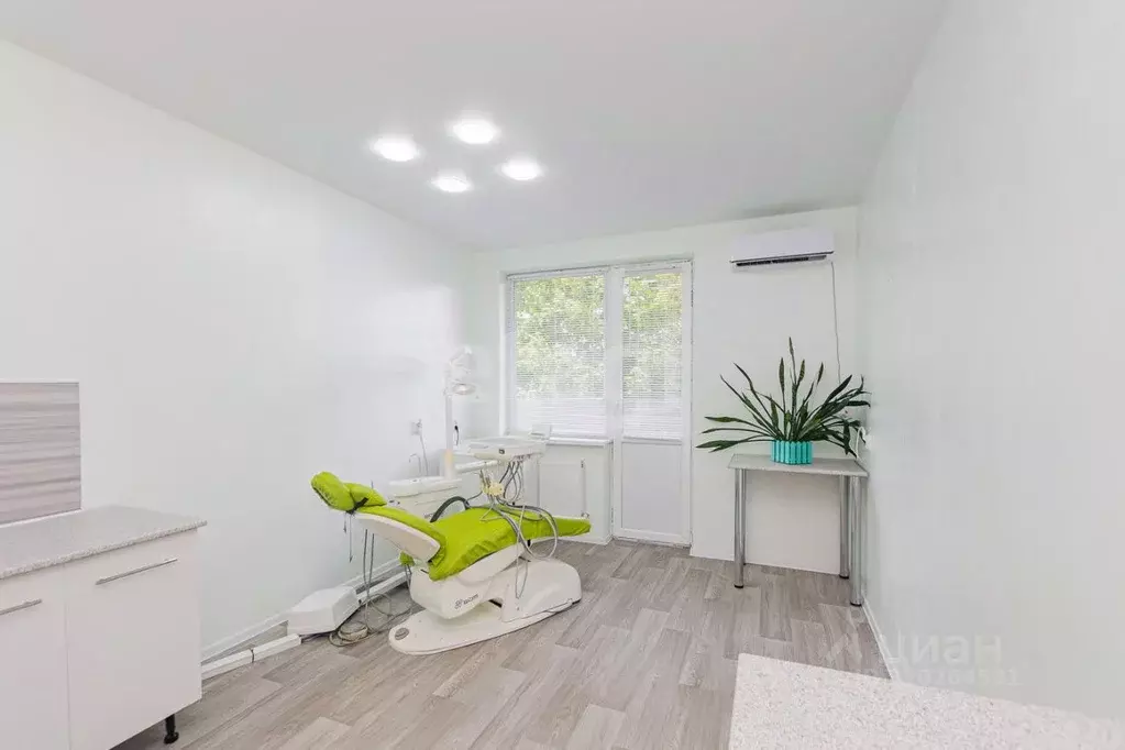 Помещение свободного назначения в Краснодарский край, Краснодар ул. ... - Фото 2