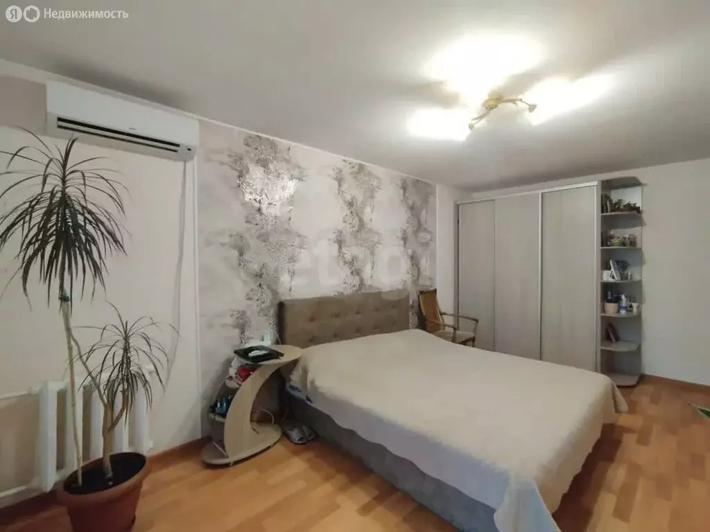 3-комнатная квартира: Севастополь, улица Ефремова, 24 (74.3 м) - Фото 2