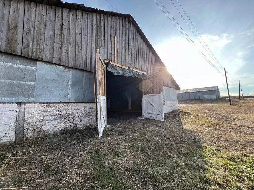Склад в Красноярский край, Ужурский муниципальный округ, пос. ... - Фото 2