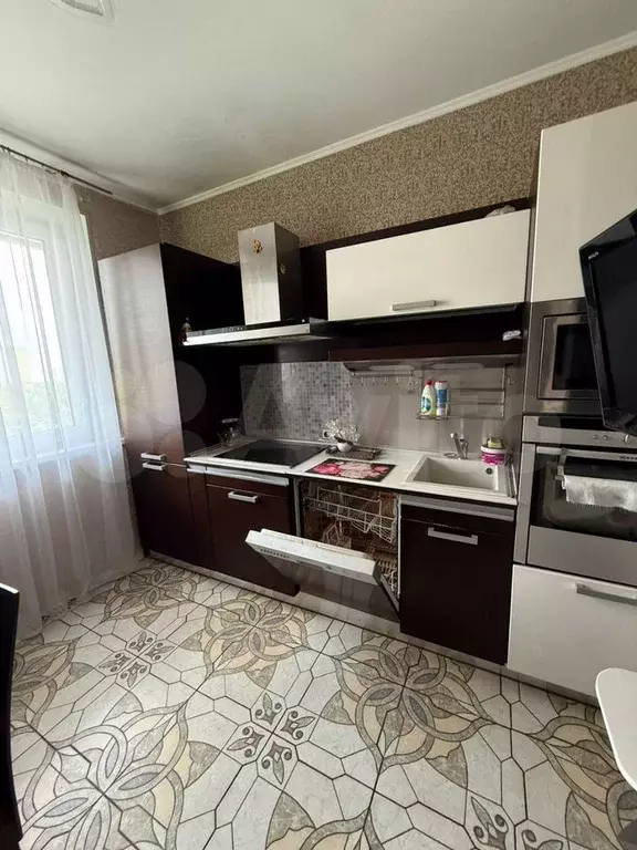 1-к. квартира, 52 м, 9/12 эт. - Фото 0