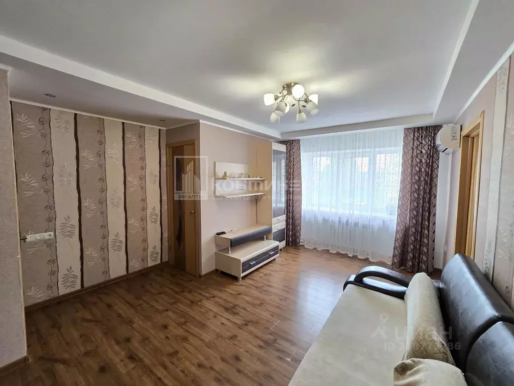 2-к кв. Владимирская область, Ковров ул. Пугачева, 9 (42.0 м) - Фото 0