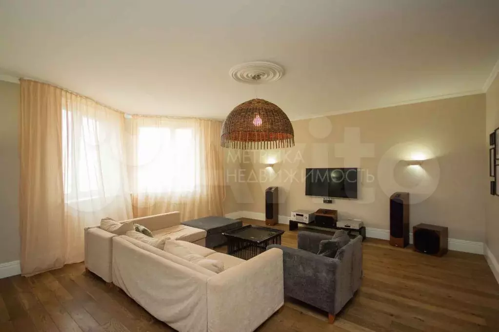4-к. квартира, 230 м, 7/9 эт. - Фото 0