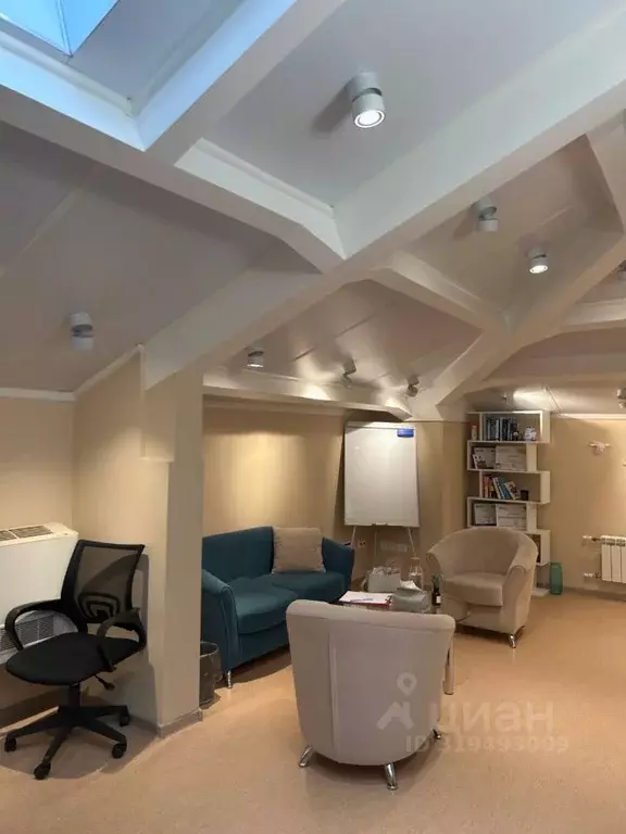 Офис в Красноярский край, Красноярск ул. Дубровинского, 1 (28 м) - Фото 2