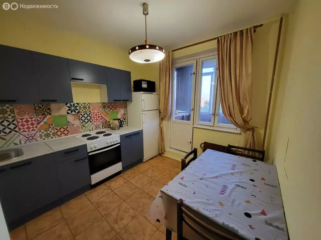 1-комнатная квартира: Москва, Радужная улица, 16 (39.7 м) - Фото 1