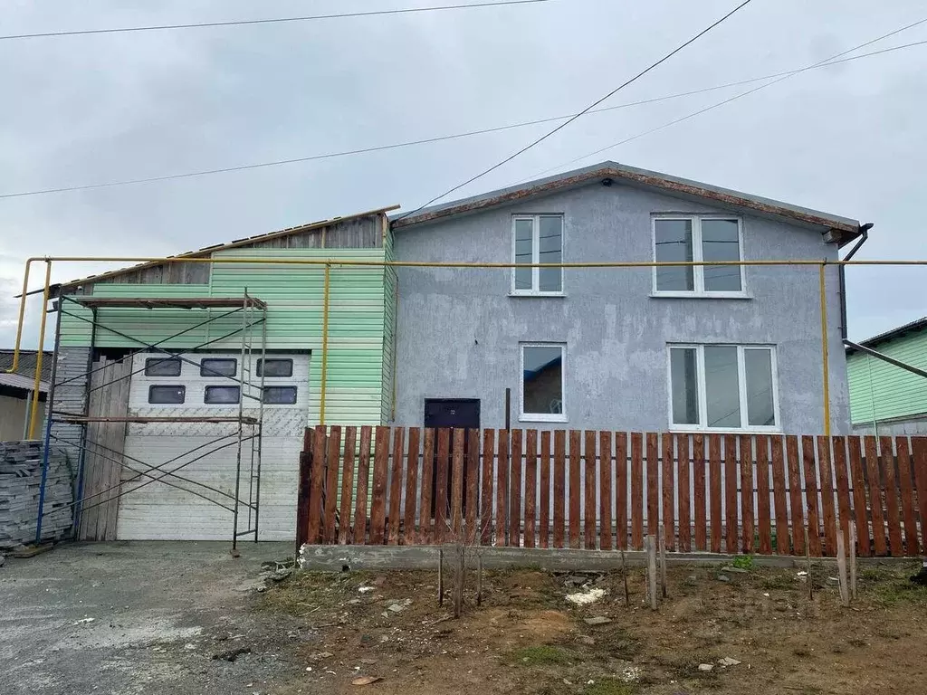 Дом в Свердловская область, Полевской ул. Кутузова, 62 (136 м) - Фото 0
