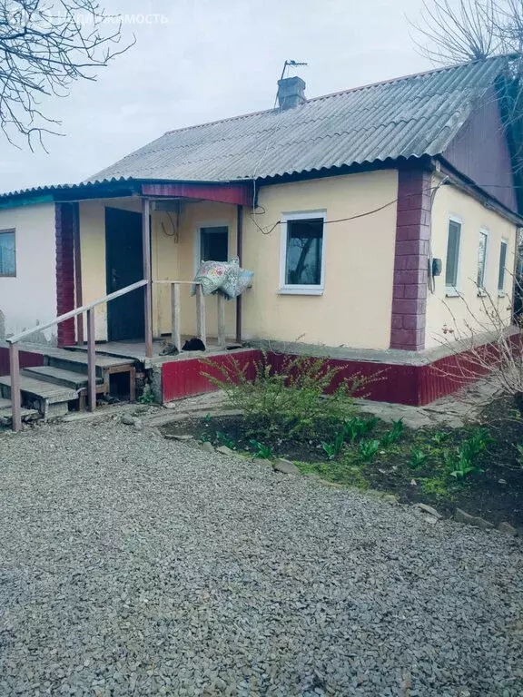 Дом в Красносулинский район, рабочий посёлок Горный, улица Победы, 81 ... - Фото 1