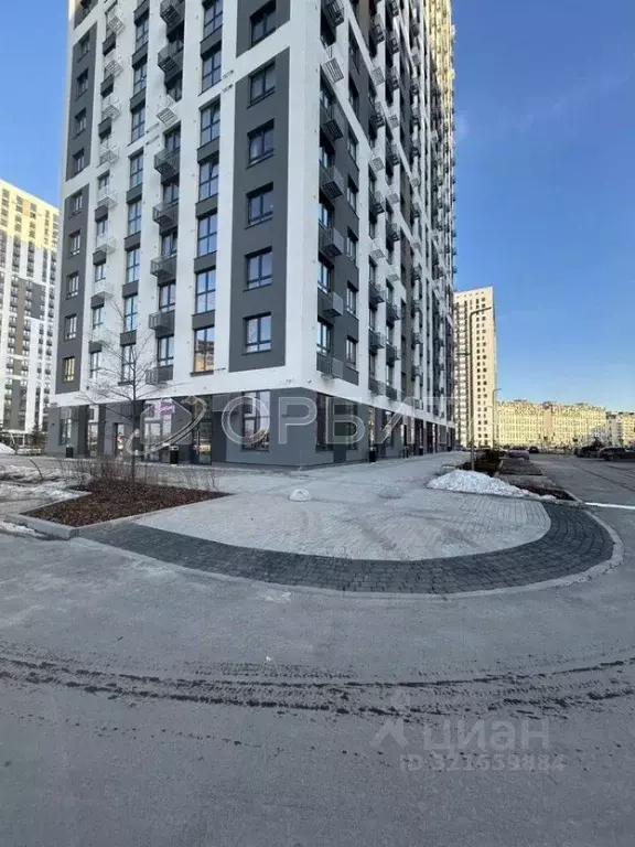 Помещение свободного назначения в Тюменская область, Тюмень ул. ... - Фото 1