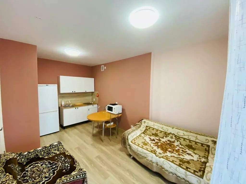 2-к кв. Свердловская область, Екатеринбург бул. Новосинарский, 7 (35.0 ... - Фото 2