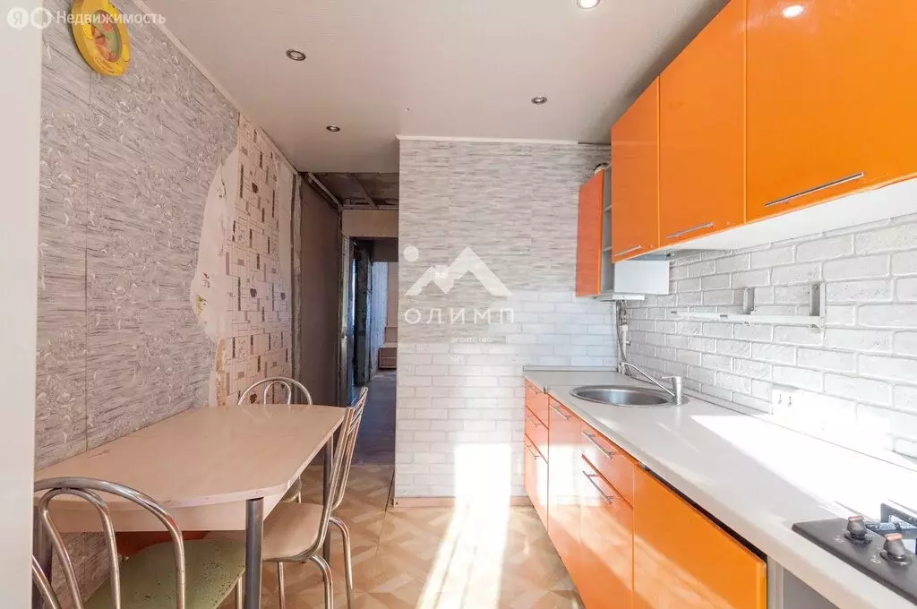 3-комнатная квартира: Сокол, улица Калинина, 26 (59.1 м) - Фото 2