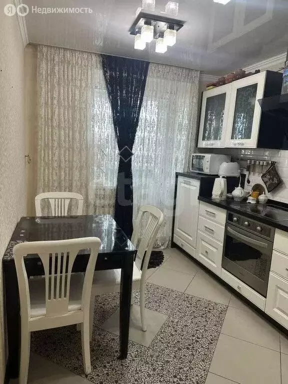 2-комнатная квартира: Набережные Челны, Набережночелнинский проспект, ... - Фото 2