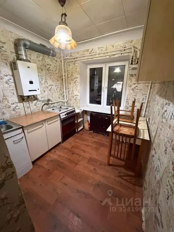 2-к кв. Карачаево-Черкесия, Черкесск Октябрьская ул., 336 (40.0 м) - Фото 1