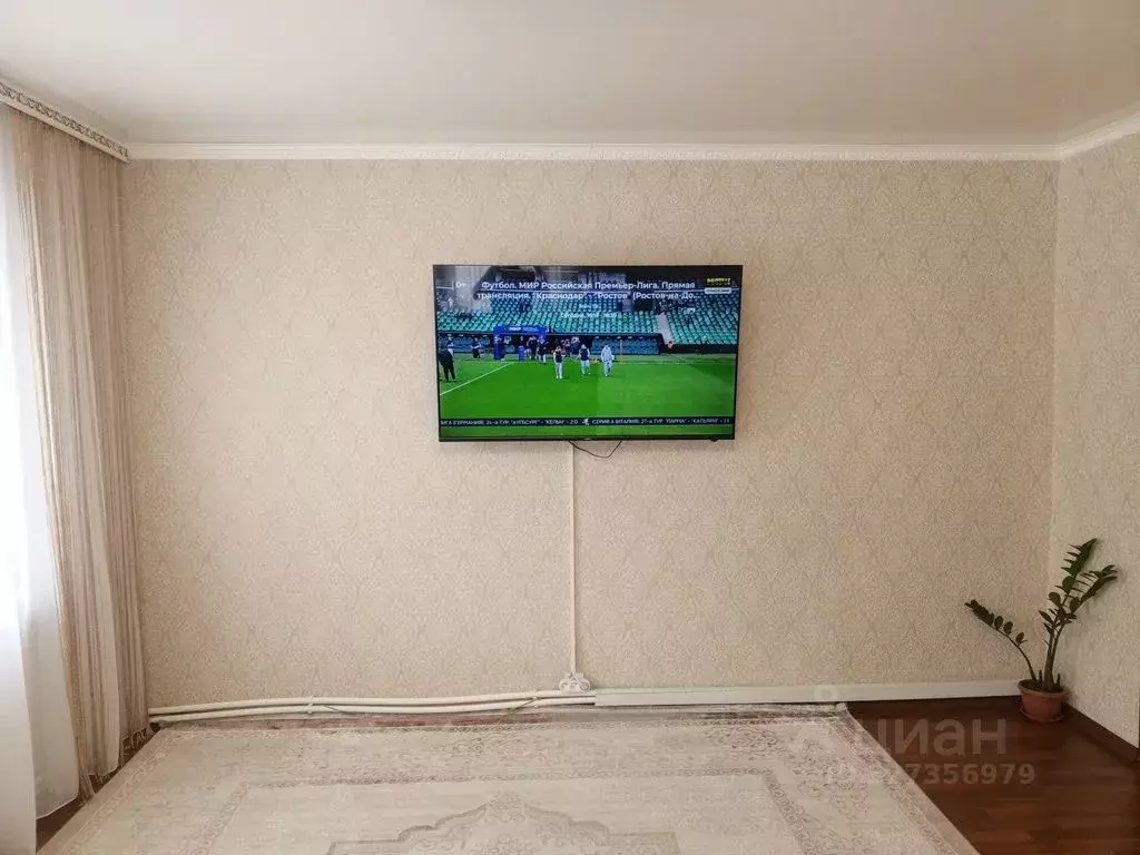 Дом в Оренбургская область, Соль-Илецк ул. Пугачевская, 89 (100 м) - Фото 2