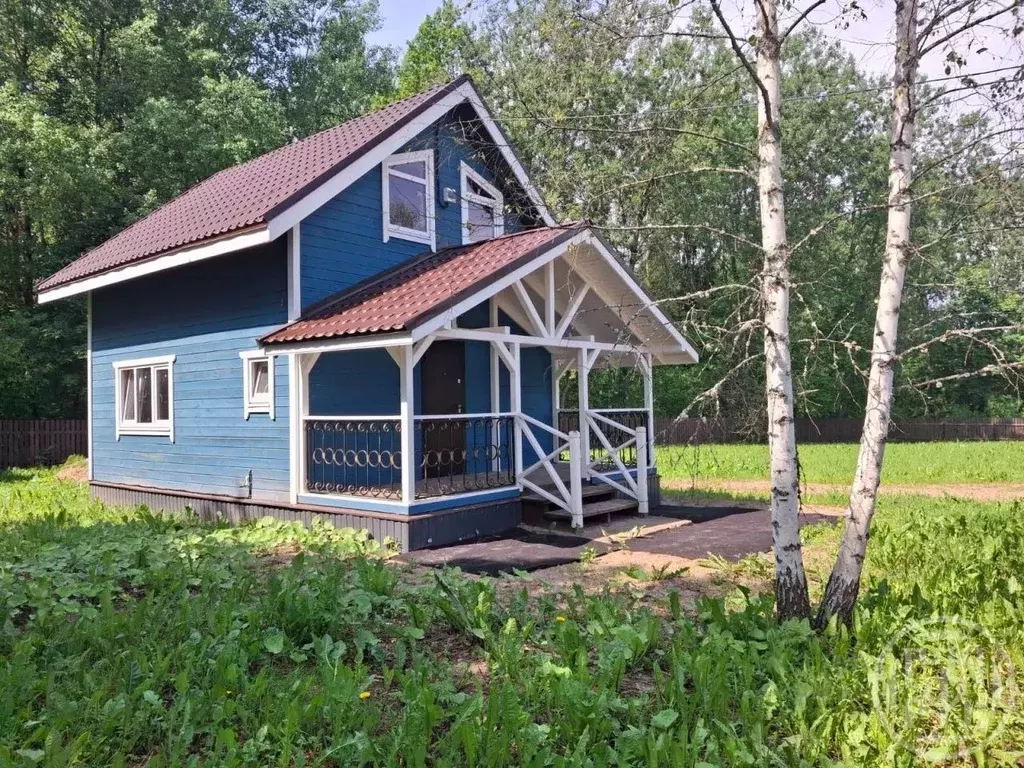 Дом в Ленинградская область, Лужский район, Толмачевское городское ... - Фото 1