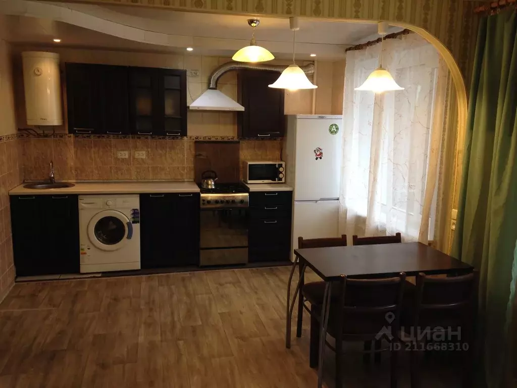 3-к кв. Саратовская область, Саратов ул. Малая Горная, 2 (80.0 м) - Фото 2