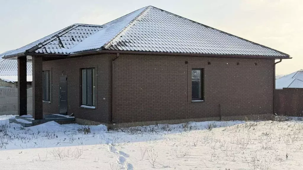 Дом в Белгородская область, Белгородский район, с. Стрелецкое ... - Фото 1
