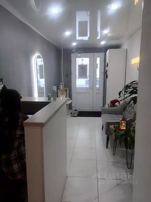 Помещение свободного назначения в Омская область, Омск ул. ... - Фото 2