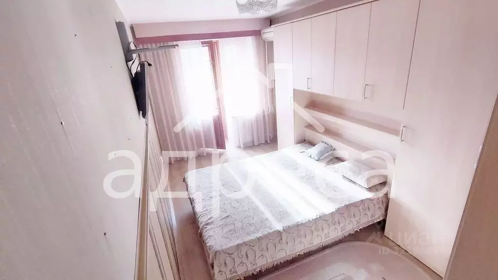 3-к кв. Самарская область, Самара ул. Антонова-Овсеенко, 59Б (63.9 м) - Фото 0