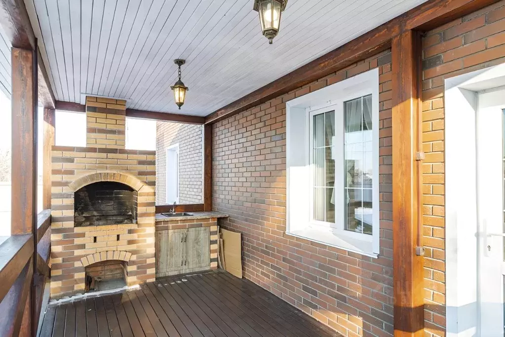 Коттедж в Омская область, Омск ул. Сакена Сейфуллина, 38/1 (158 м) - Фото 1