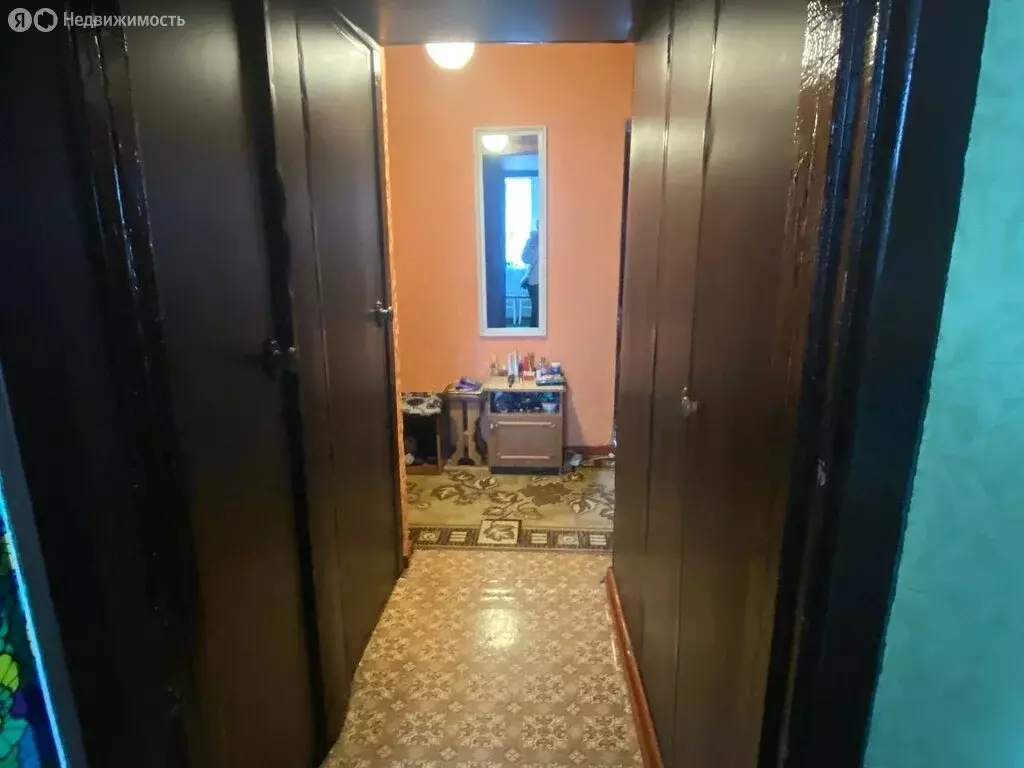 3-комнатная квартира: Пролетарский, рабочий посёлок Пролетарский, ... - Фото 1