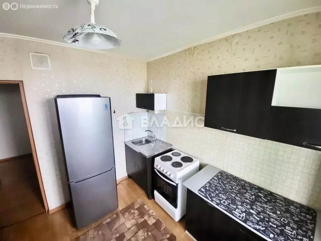 3-комнатная квартира: Лобня, улица Чайковского, 25 (71.6 м) - Фото 1