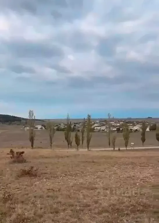 Участок в Крым, Симферопольский район, с. Кольчугино  (6.5 сот.) - Фото 2