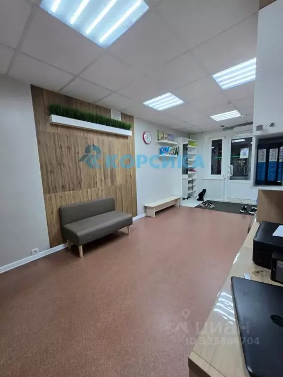 Помещение свободного назначения в Татарстан, Набережные Челны просп. ... - Фото 2