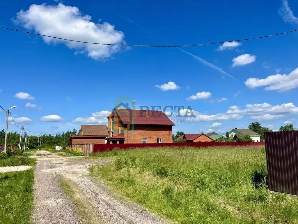 Участок в Ленинградская область, Гатчинский район, пос. Кобралово ул. ... - Фото 0