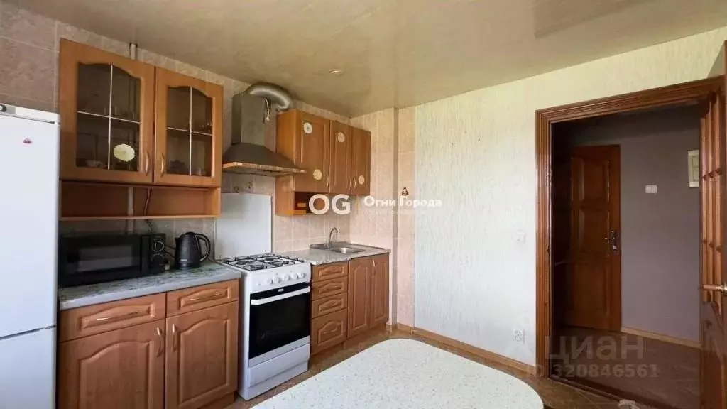 3-к кв. Брянская область, Клинцы ул. Лермонтова, 51 (66.1 м) - Фото 1