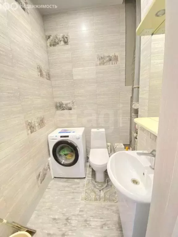 3-комнатная квартира: Брянск, улица Фокина, 95 (112.2 м) - Фото 1