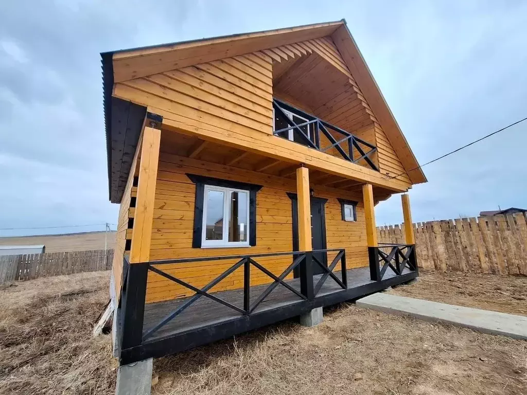 Дом в Иркутская область, Иркутский муниципальный округ, с. Урик ул. ... - Фото 1
